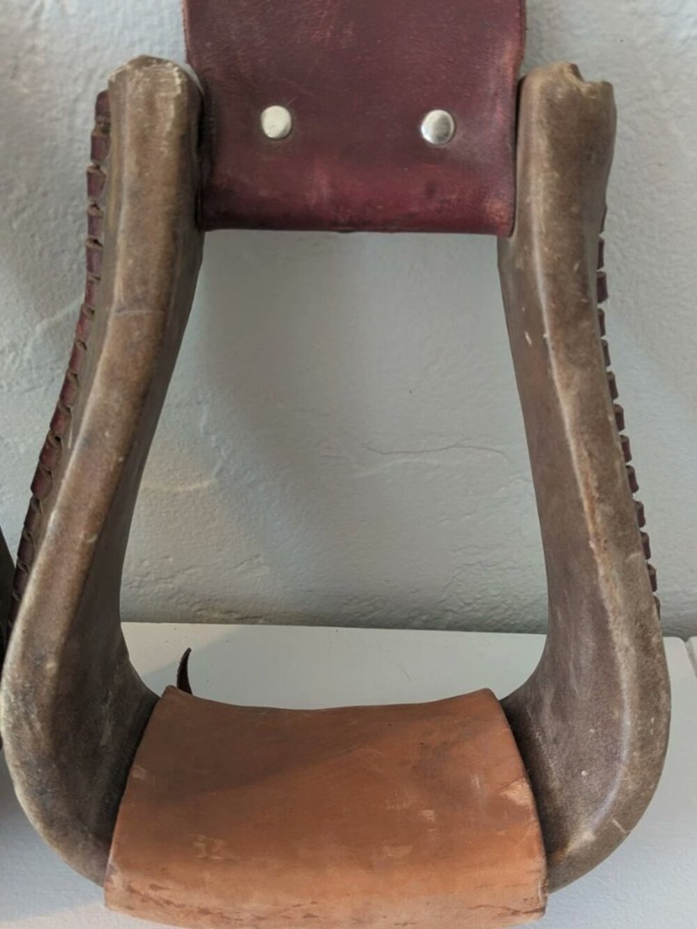 Rawhide Bell Bottom Stirrup 3.5 Tread Used Possibly Vintage - Picture 3 of 6